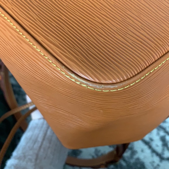 Louis Vuitton Petite Noe - Picture 12 of 16